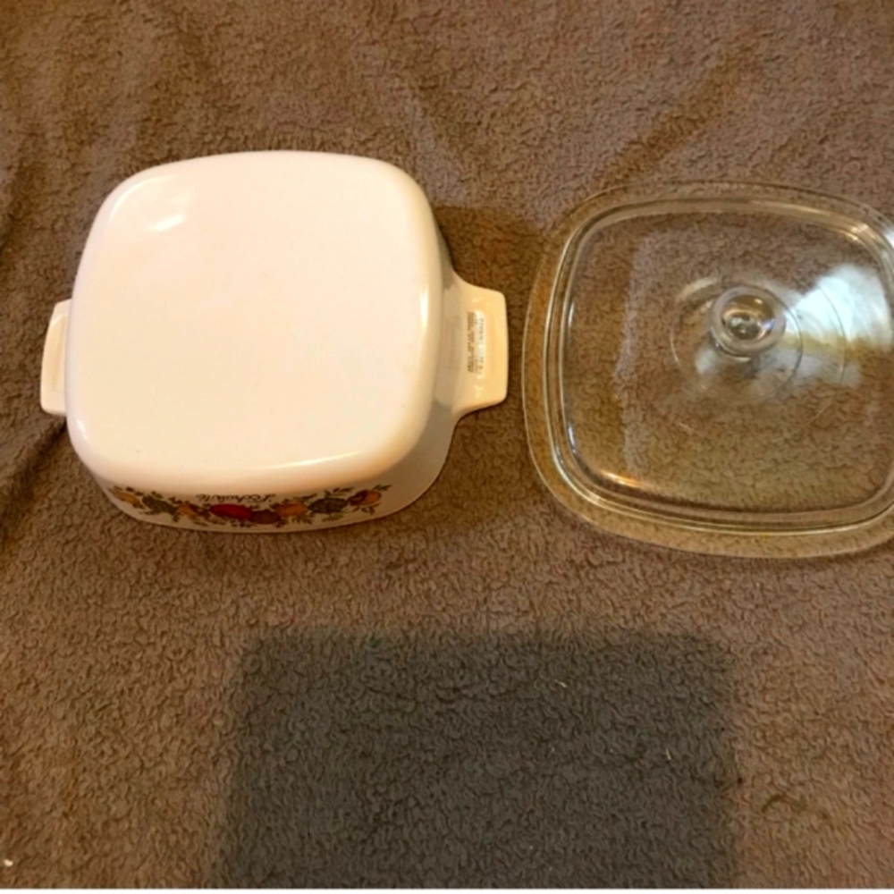 Corningware 8x8 casserole dish